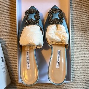 Manolo Blahnik Hangisimu Mules size 37.5 great condition